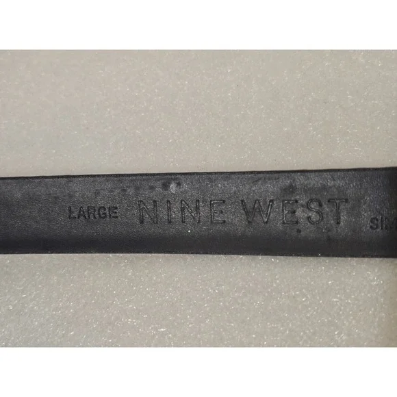 Nine West Women's Genuine Snakeskin Belt -Synthetic Leather Red & Black - Large - Picture 7 of 8